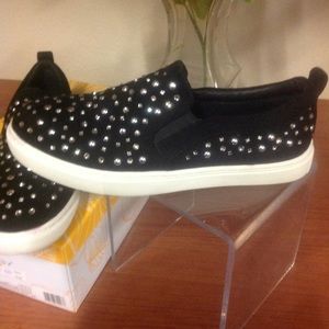 Jeweled slip on shoe